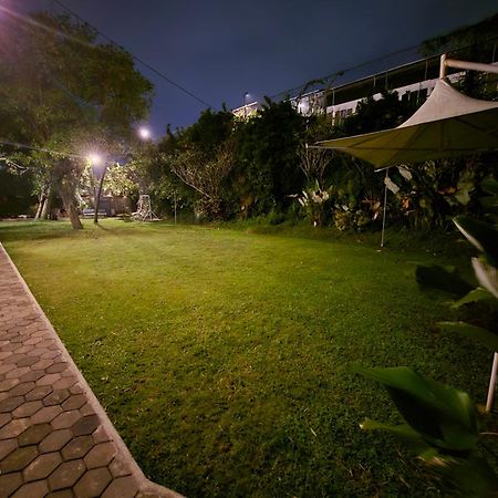 Kusma Hotel Bandungan Semarang Exterior photo